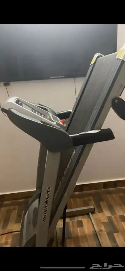 جهاز سير كهربائي بحاله ممتازه 0