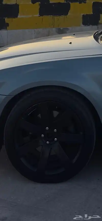 للبيع جنوط كرايسلر 2014 srt 1