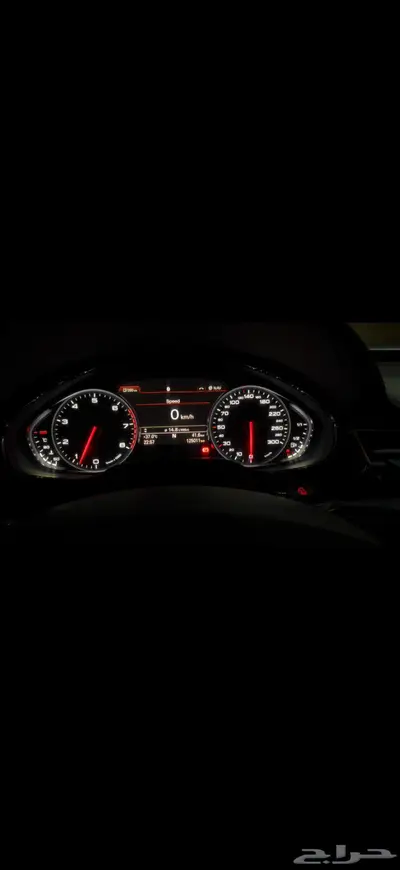 Audi A8 ( طلبية ) بحالة الوكالة 36