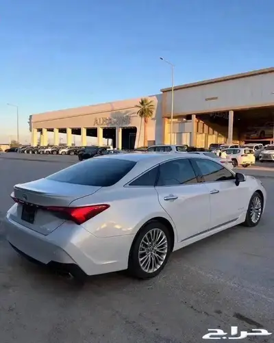 تويوتا افالون 2020 بريميوم 4