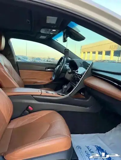 تويوتا افالون 2020 بريميوم 6
