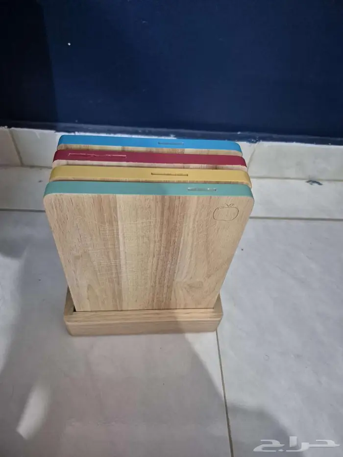 أثاث للبيع - دولاب  ماكينة القهوة  أدوات المطبخ 25