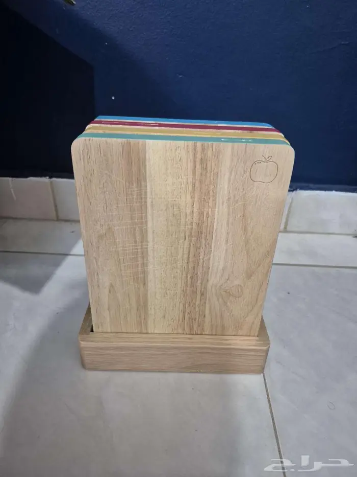 أثاث للبيع - دولاب  ماكينة القهوة  أدوات المطبخ 14