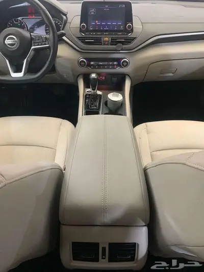 نيسان التيما SV 2022 13