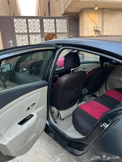سيارة رينو فلوانس 2015 14