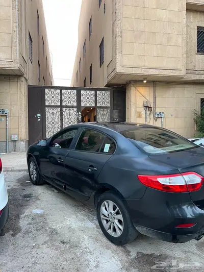 سيارة رينو فلوانس 2015 12