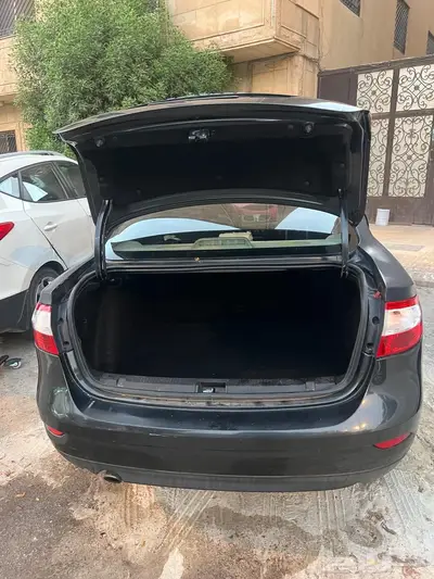 سيارة رينو فلوانس 2015 2