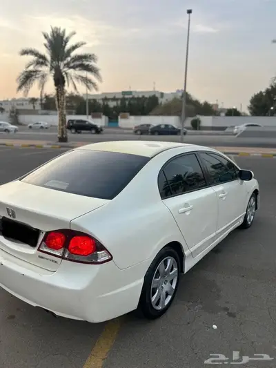 للبيع هوندا سيفيك 2009 استخدام الوالد نظيفة جدا 5
