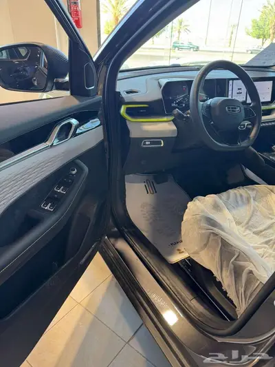 جيلي كولراي GL 2025 4