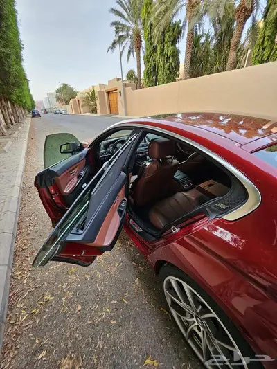 BMW الفئة السادسة ممشى قليل 640 8