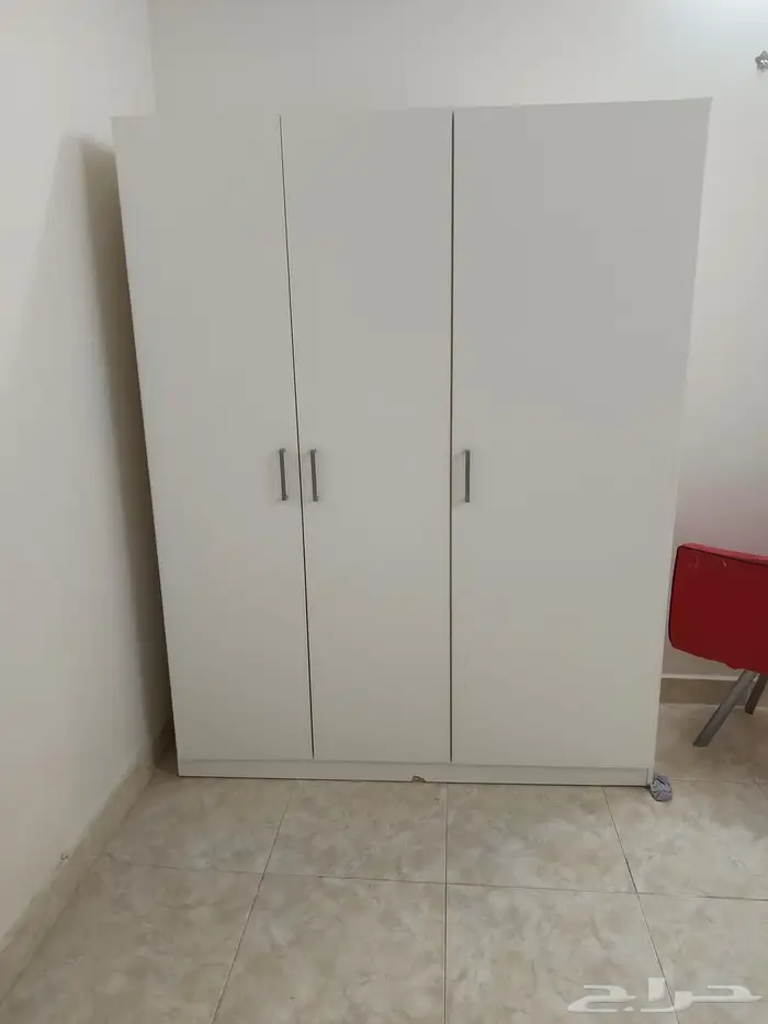 سرير ودولاب 1