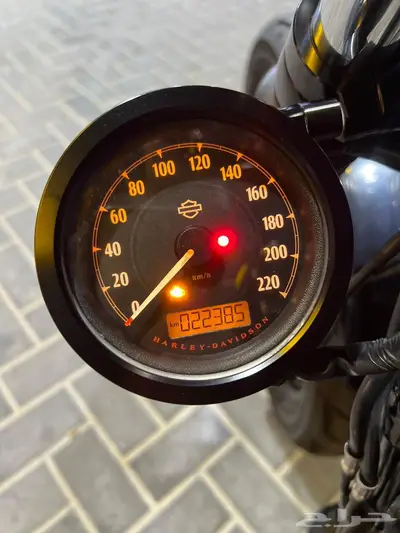 هارلي سبوستر 883 9