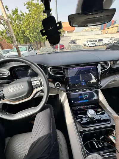 Jeep Grand Wagoneer 2023 5