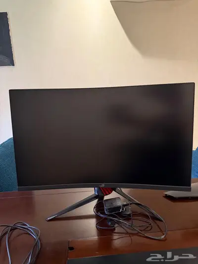 Asus ROG Strix XG32VQR شاشة 1