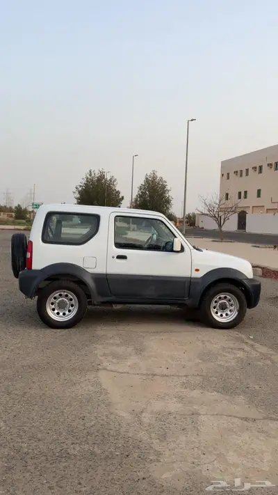 سوزوكي جمني موديل 2011 3