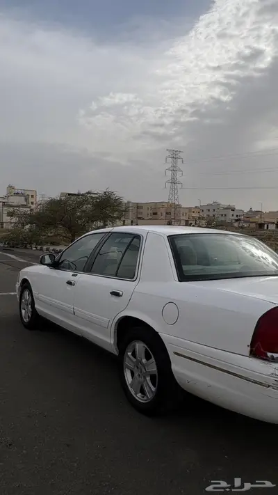 فورد فكتوريا 2002 فل كامل ممشى280 كيلو 1
