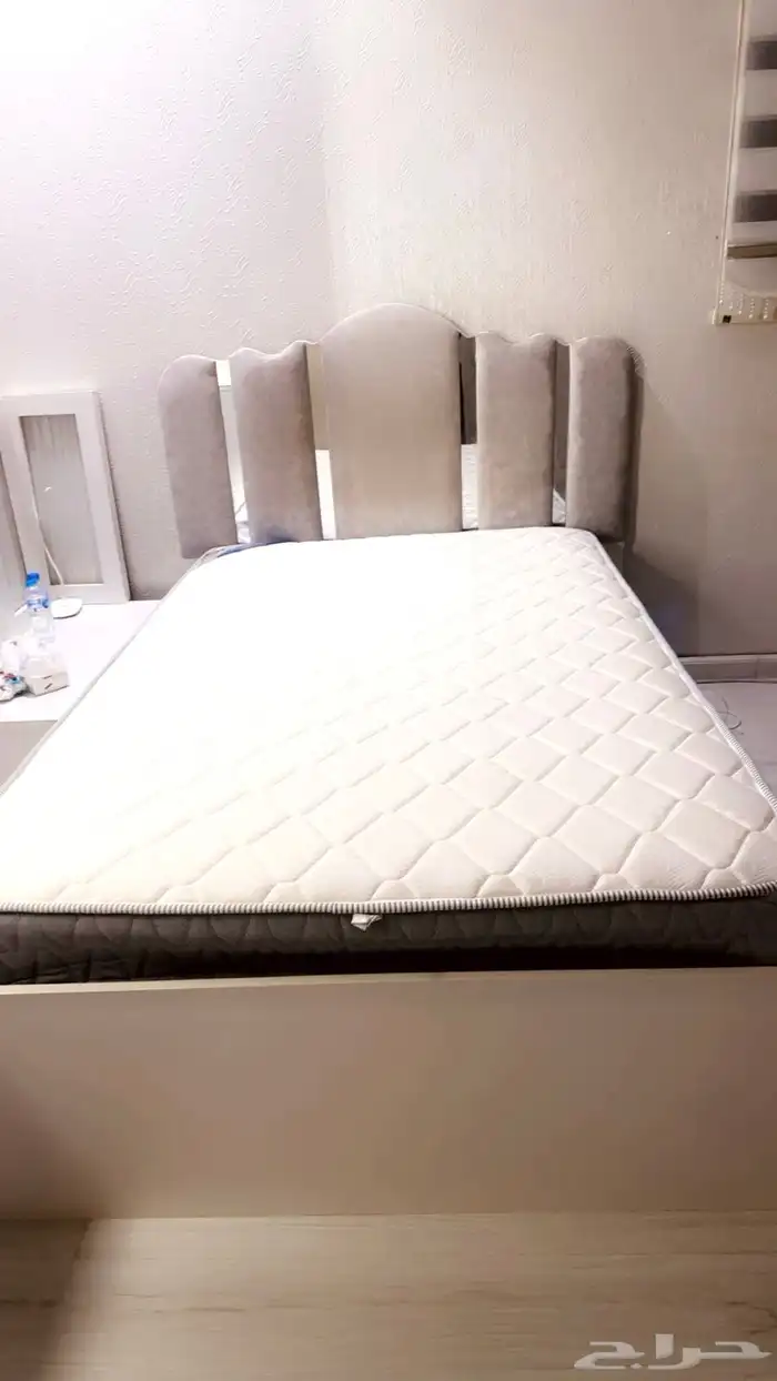 سرير للبيع المستعجل 0