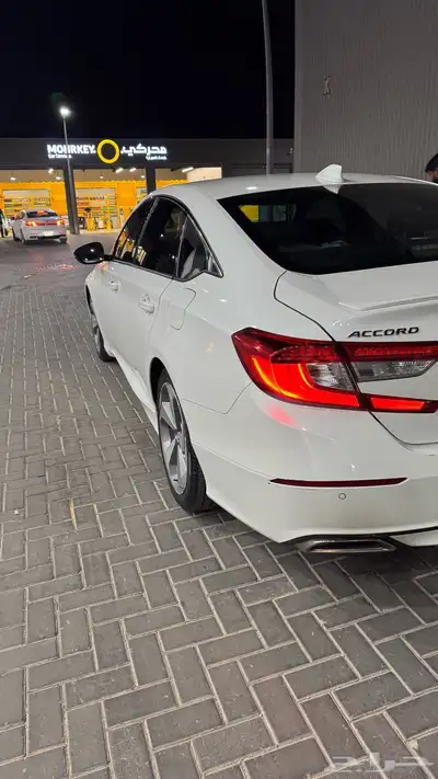 للبيع هوندا أكورد 2019 6