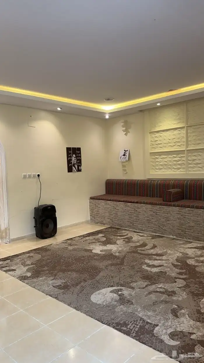 شاليه مملكه قسمين مسبحين 650 قسم بمسبح 400 23