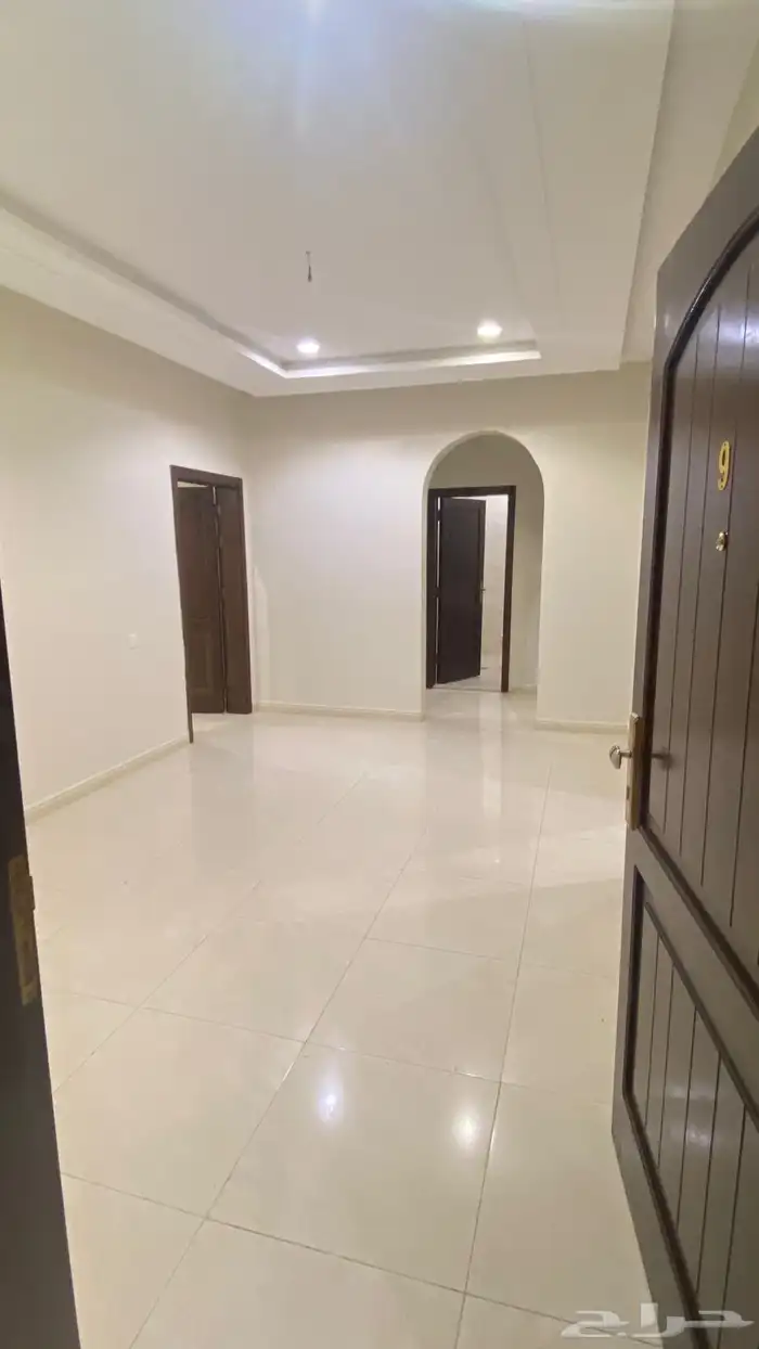 شقة للإيجار في حي الريان 4