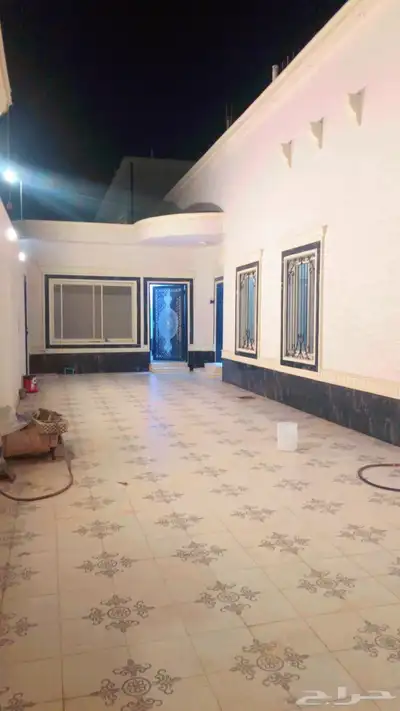 للإيجار دور مساحة 600متر بالمزاحمية الراشدية 7