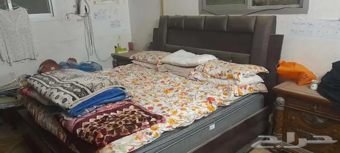 مجلس ارضي رمادي غرفة نوم 1