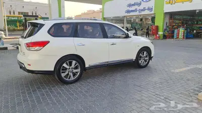 نيسان باثفندر 2014 فل كامل للبيع أو البدل بسيارة أكبر 8