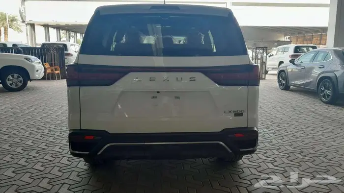 عرض خاص لكزس LX600 اف سبورت 2023 -خليجي- 550 شامل 5