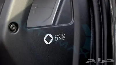 لاند روفر ديفندر 110 OCTA EDITION ONE 4.4TT V8 خليجي اصفار 34
