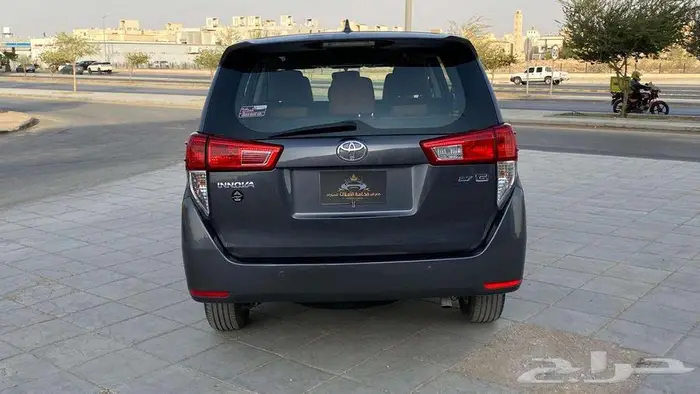 تويوتا انوفا فل كامل 2018 3