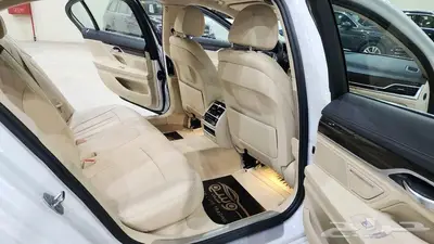 بي ام دبليو 730li 2017 23