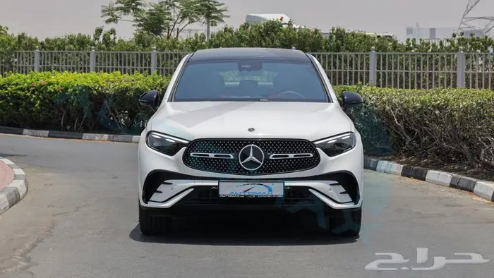 2025 Mercedes-Benz GLC200 COUPE 4MATIC GCC 3