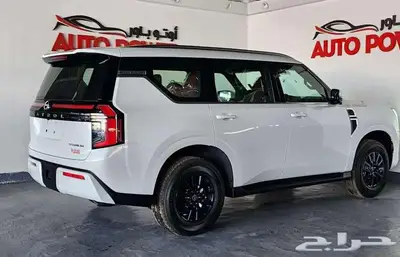 نيسان باترول تيتانيوم 6 سليندر موديل 2025 3