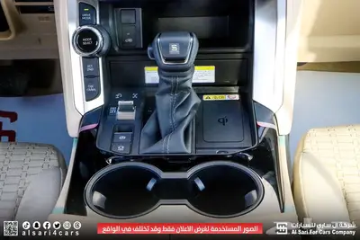 تويوتا لاند كروزر GXR L3 2025 12