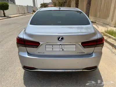 للبيع لكزس Ls 500 موديل 2021 5