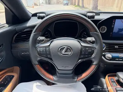 للبيع لكزس Ls 500 موديل 2021 14