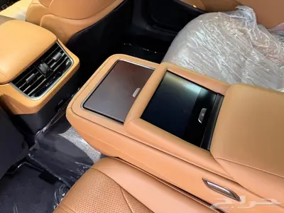 للبيع لكزس Ls 500 موديل 2021 8