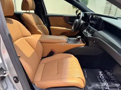 للبيع لكزس Ls 500 موديل 2021 11