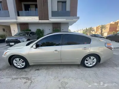 نيسان التيما 2010 فل كامل ممشى 181 ألف 6