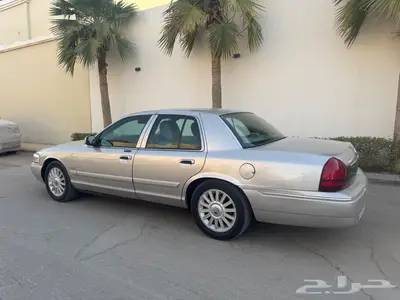 فورد جراند ماركيز 2011م فل كامل عداد 230 الف ميل 6