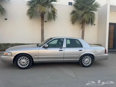 فورد جراند ماركيز 2011م فل كامل عداد 230 الف ميل 7