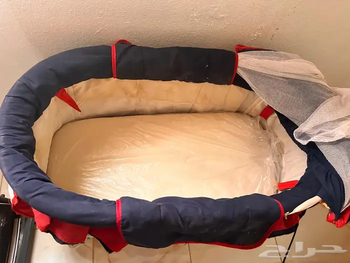 سرير اطفال فقط 80 ريال 1