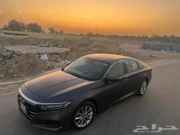 2022 هوندا أكورد LX 4