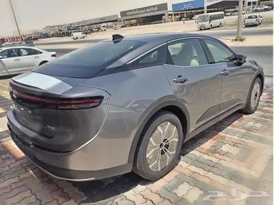 تويوتا كراون 2026 بريميوم عبداللطيف جميل 10