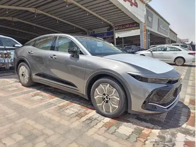 تويوتا كراون 2026 بريميوم عبداللطيف جميل 2