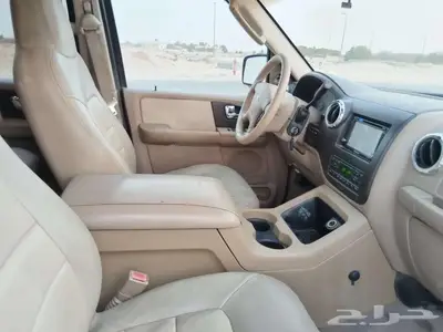 فورد اكسبديش موديل 2005 اسود 7