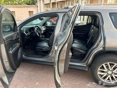 GMC Acadia 2019 Mid option SLE 4