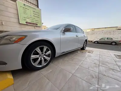 لكزس Gs300 مخزنه بحالة الوكلاء 3