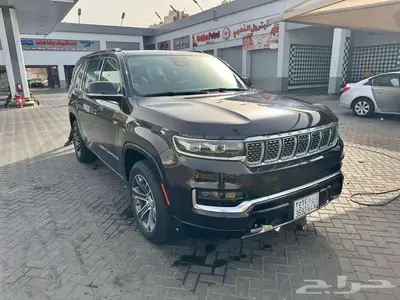 Jeep Grand Wagoneer 2023 18