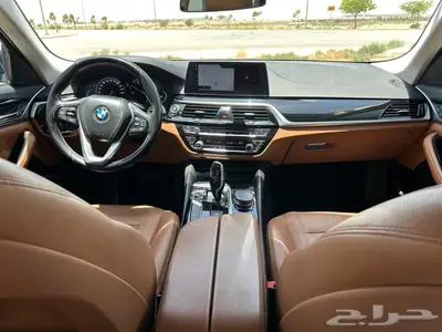 BMW الفئة الخامسة 520i م 2018 بحالة ممتازة جدا 23